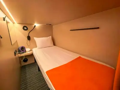 Вентиляция и лампа в капсуле — GettSleep Терминал B зона вылета Шереметьево
